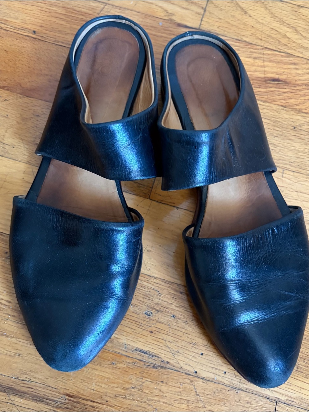 Zou Xou black leather mules 40